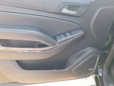 2016 Chevrolet Suburban - Photo 17