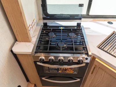 2027 Thor Motor Coach CHATEAU — photo 13 view