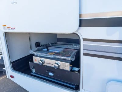2027 Thor Motor Coach CHATEAU — photo 23 view