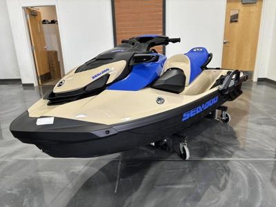 2025 Sea-Doo Wake 170 BRP Premium Audio, iDF, iBR - Photo 2