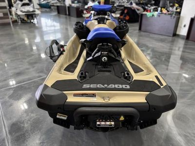 2025 Sea-Doo Wake 170 BRP Premium Audio, iDF, iBR - Photo 4