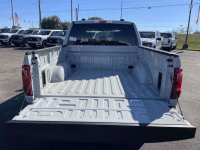 2026 Ford F-150 — photo 10 view