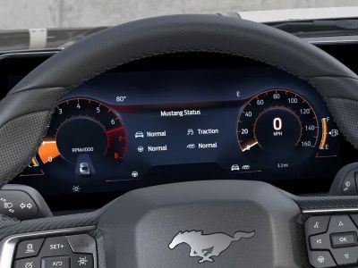 2026 Ford Mustang - Photo 13