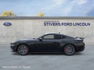 2026 Ford Mustang - Photo 4