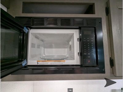 2026 Grand Design Transcend One - Photo 24