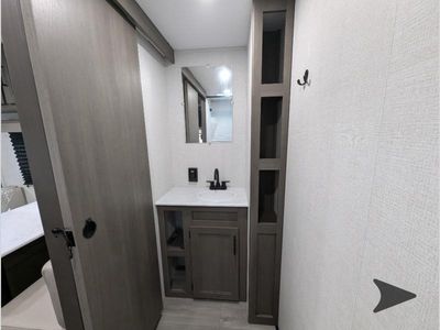 2026 Grand Design Transcend One - Photo 33