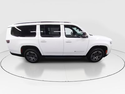 2024 Jeep Wagoneer L — photo 8 view