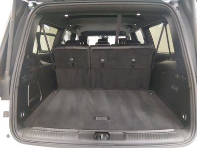 2024 Jeep Wagoneer L — photo 11 view