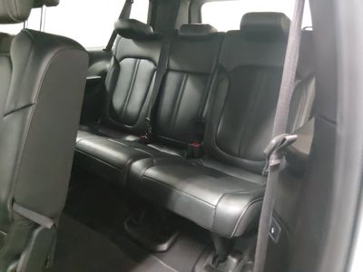 2024 Jeep Wagoneer L — photo 19 view