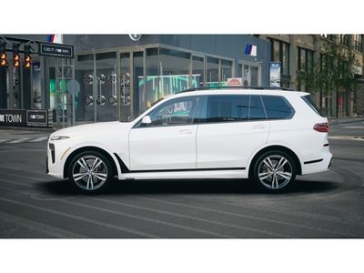 2026 BMW X7 xDrive40i - Photo 4