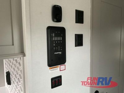 2025 Keystone RV Outback - Photo 37