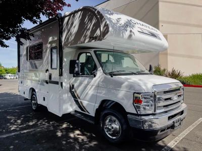 2027 Thor Motor Coach CHATEAU — front three-quarter view