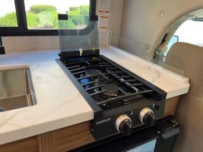 2027 Thor Motor Coach CHATEAU — photo 11 view