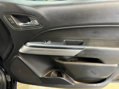 2021 Chevrolet Colorado — photo 21 view