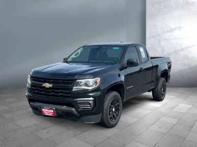 2021 Chevrolet Colorado — front three-quarter view