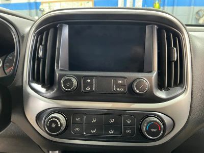 2021 Chevrolet Colorado — photo 11 view