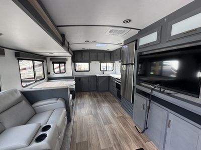 2023 Keystone BULLET - Photo 6