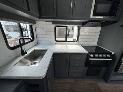 2023 Keystone BULLET - Photo 8