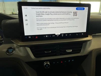 2026 Ford Explorer — photo 13 view