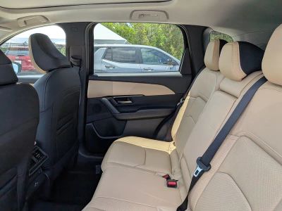 2026 Mazda CX-5 — photo 11 view