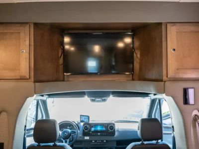 2022 Tiffin WAYFARER — interior view