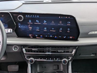 2024 Chevrolet Traverse — photo 20 view