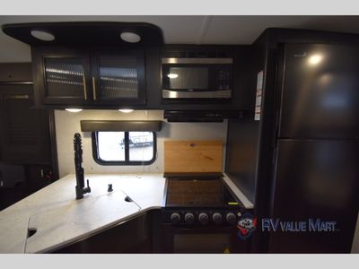2022 Forest River RV Cherokee Grey Wolf - Photo 11
