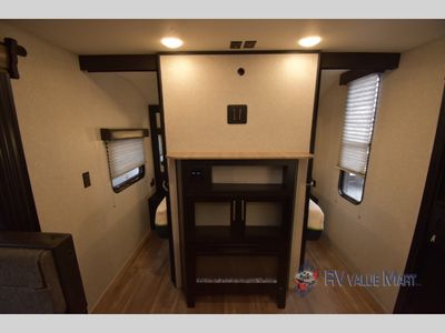 2022 Forest River RV Cherokee Grey Wolf - Photo 9