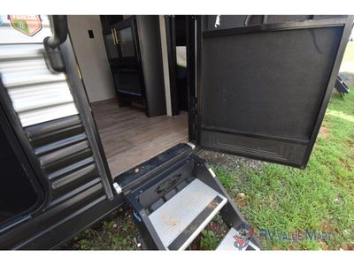 2022 Forest River RV Cherokee Grey Wolf - Photo 5