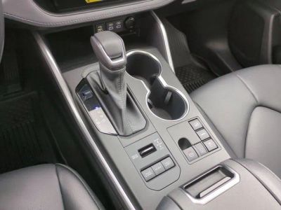 2023 Toyota Highlander - Photo 15