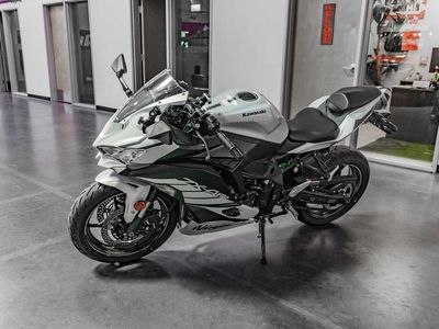 2025 Kawasaki NINJA ZX-4RR ABS - Photo 7