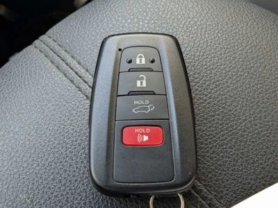 2023 Toyota RAV4 Hybrid — photo 30 view