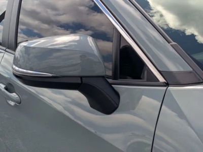 2023 Toyota RAV4 Hybrid — photo 10 view