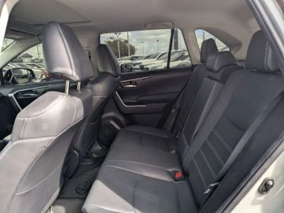 2023 Toyota RAV4 Hybrid — photo 13 view