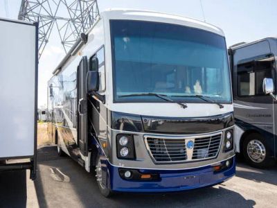 2018 Holiday Rambler Vacationer 36D — front three-quarter view