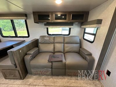 2022 Forest River Flagstaff Super Lite - Photo 17