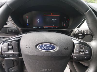 2024 Ford Escape — photo 12 view