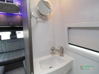 2027 Grech RV Strada-ion AWD — photo 26 view