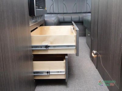 2027 Grech RV Strada-ion AWD — photo 18 view