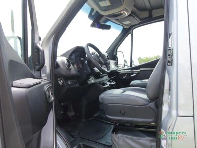 2027 Grech RV Strada-ion AWD — photo 41 view