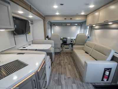 2026 Thor Motor Coach Resonate - Photo 3
