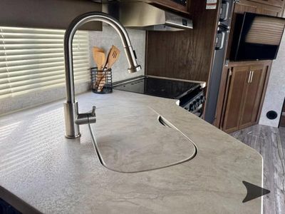 2018 Forest River RV Cherokee Arctic Wolf - Photo 32
