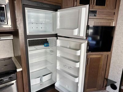 2018 Forest River RV Cherokee Arctic Wolf - Photo 36
