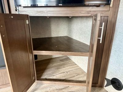 2018 Forest River RV Cherokee Arctic Wolf - Photo 28