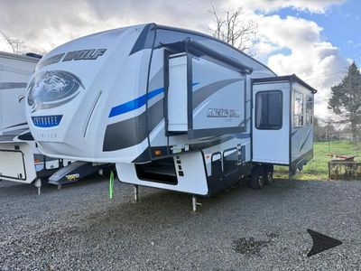 2018 Forest River RV Cherokee Arctic Wolf - Photo 4