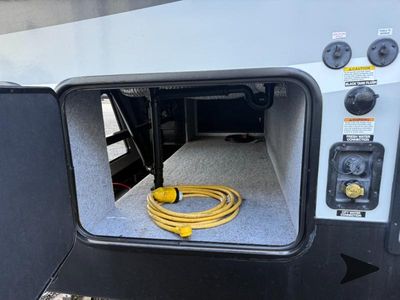 2018 Forest River RV Cherokee Arctic Wolf - Photo 6