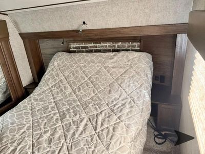2018 Forest River RV Cherokee Arctic Wolf - Photo 53