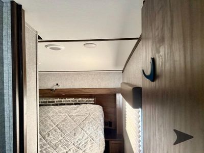 2018 Forest River RV Cherokee Arctic Wolf - Photo 52