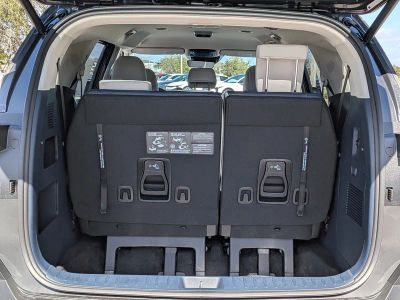 2026 Kia Carnival — photo 13 view