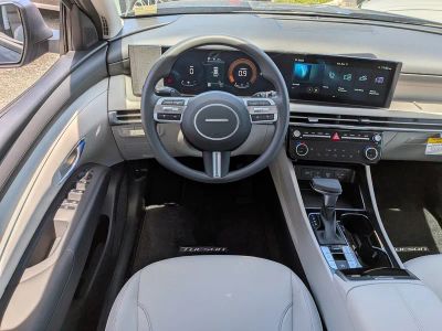 2026 Hyundai TUCSON — photo 18 view